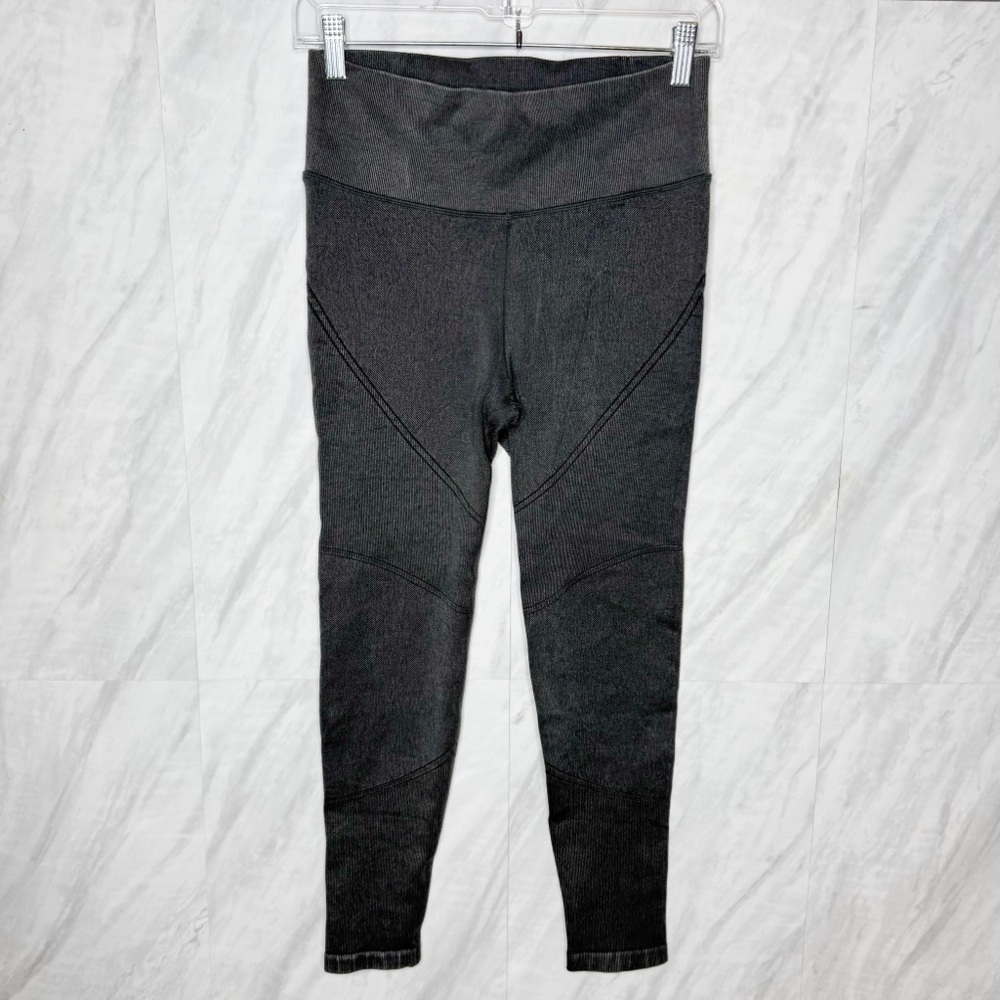 Aerie Black Leggings Stretchy Fit Matte Finish